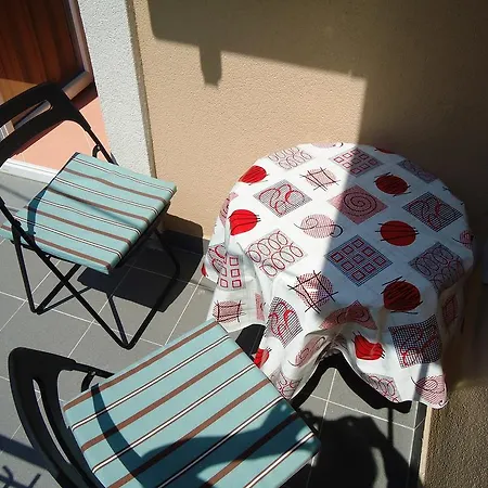Lägenhet Bobbi Omiš
